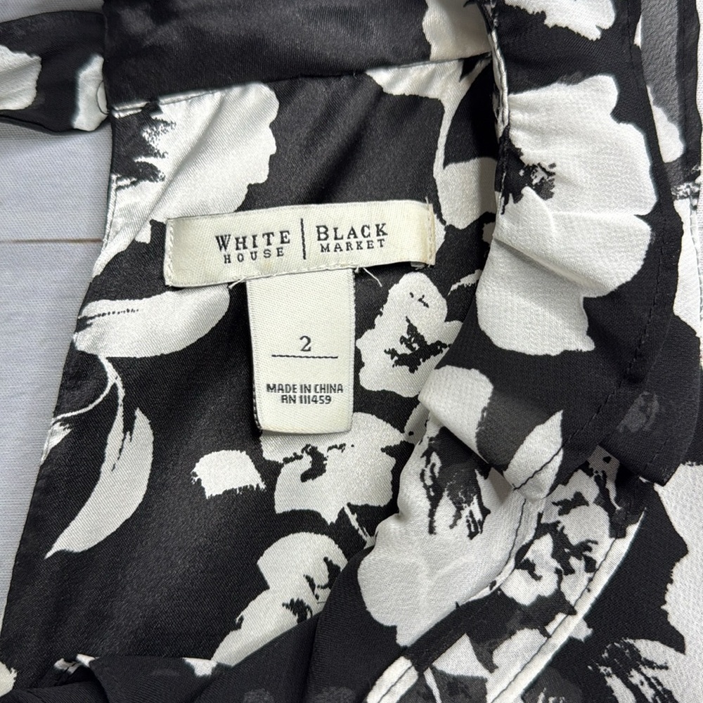White House Black Market Flowy Floral Black and White Dress Size 2 - Picture 8 of 13